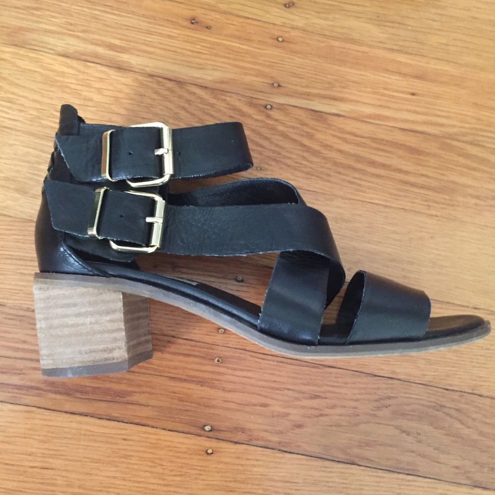 Steve Madden Rosana Black Leather Sandals 6.5
